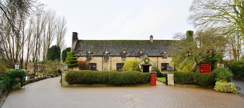 Coombe Cottage Sutton Green Exterior photo
